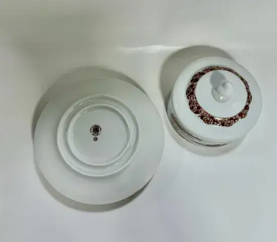 כלי ריבה או חמאה מפורצלן