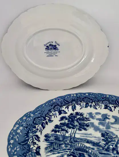 מגש אובלי גדול להגשה חרס אנגלי בגוונים כחולים