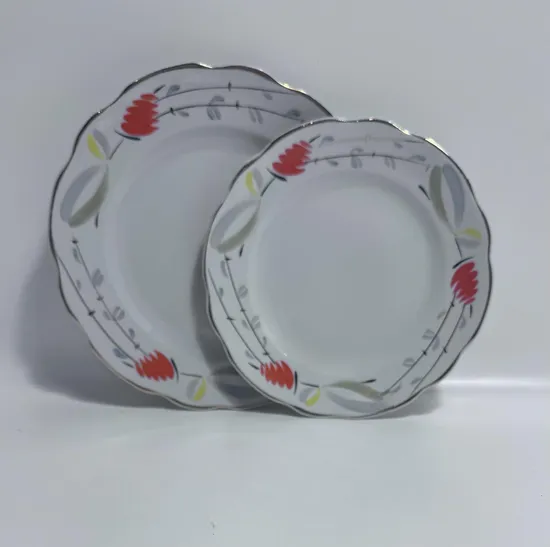 צלחת מנה ראשונה מפורצלן