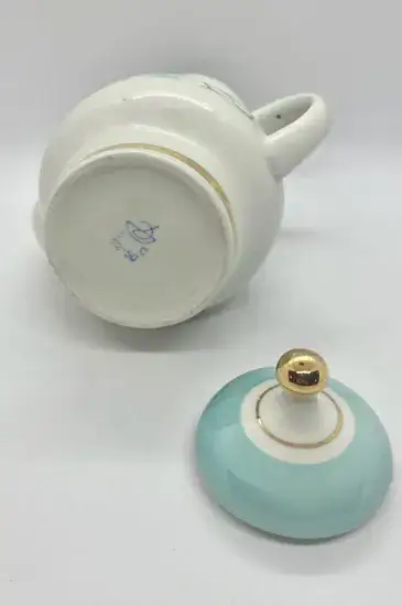 קומקום פורצלן