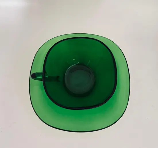 ספל וצלחת 250 מ"ל זכוכית בצבע ירוק