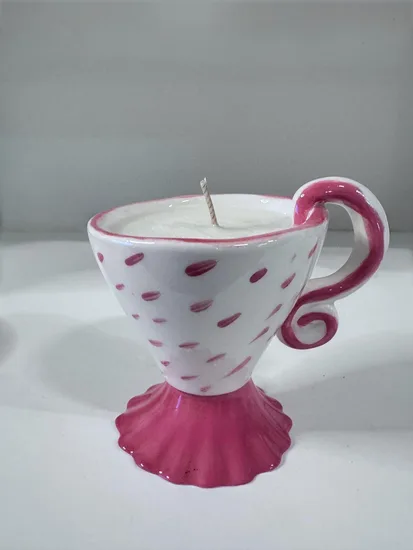 נר בספל "דרור" - רגל ורוד פוקסיה