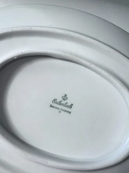 כלי לרוטב מפורצלן