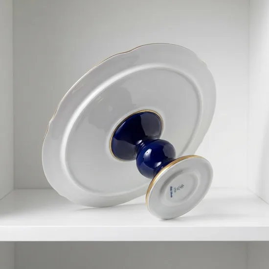 צלחת להגשה על רגל מפורצלן קוטר 22 ס"מ