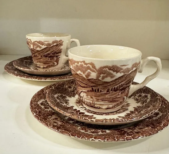 סט טריו מחרס אנגלי בצבע חום