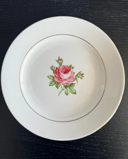 צלחת עוגה/מנה ראשונה מפורצלן קוטר 19 ס"מ