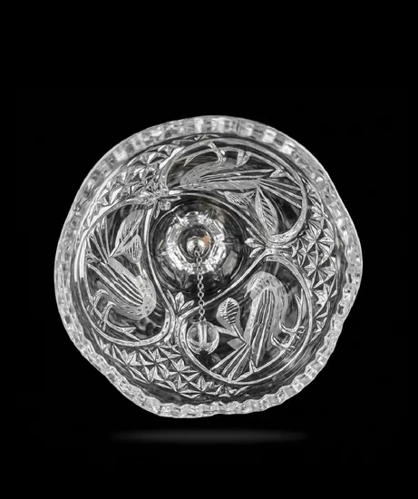 פעמון קריסטל מפואר עם חריטה של ציפור