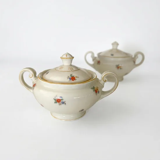 כל לסוכר מפורצלן בצבע שמנת חלק מסרוויס דין