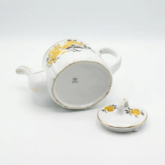 קומקום מפורצלן חלק מסרוויס שושנה צהובה