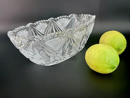 קערה אובלית מקריסטל / זכוכית
