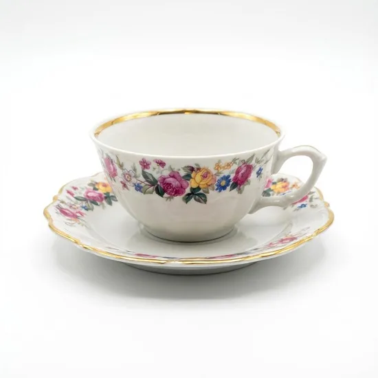 ספל וצלחת מפורצלן