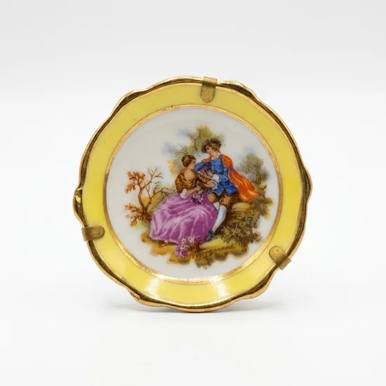 צלחת קטנטנה מפורצלן קוטר 5.5 ס"מ